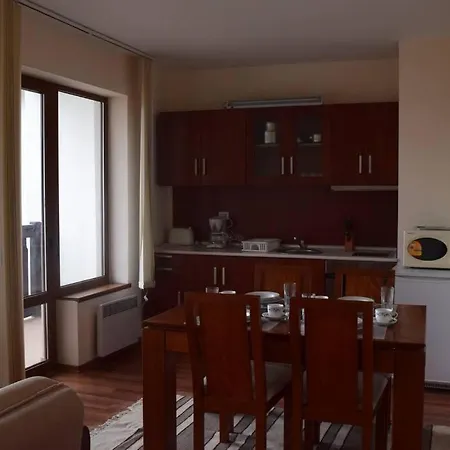 Spacious 1 Bedroom In Apartamento Pamporovo
